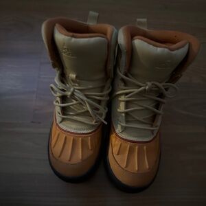 Kids acg nike boots
